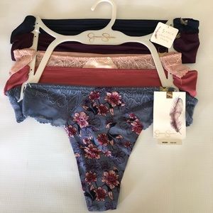 Jessica Simpson Thong Set